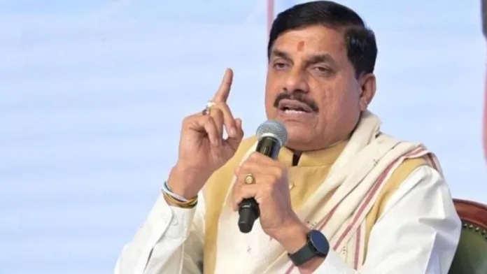 Indaur News: इंदौर के भागीरथपुरा में दूषित पानी से 3 मौतें, CM ने मृतकों के परिवारों को 2 लाख रुपये की सहायता का ऐलान किया