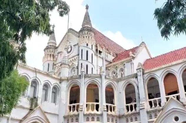 MP News: एमपी में कर्मचारियों को बड़ी राहत, प्रोबेशन में वेतन कटौती अवैध