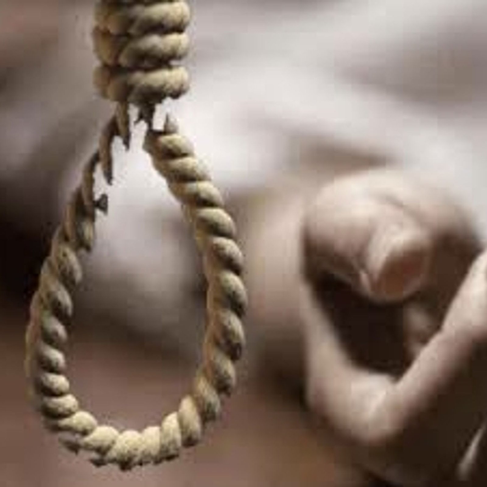 Rewa News: रीवा में होटल शेफ का फांसी में लटका मिला शव, परिवार ने हत्या की आशंका जताई