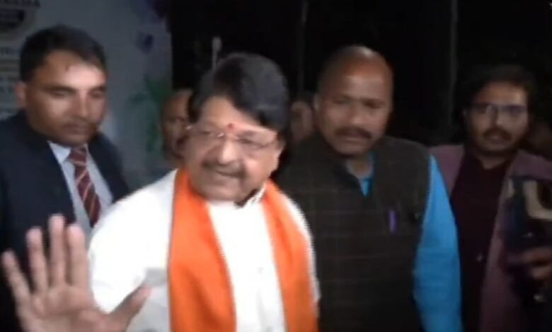 Indaur News: इंदौर में दूषित पानी मामले पर कैलाश विजयवर्गीय का बयान विवादों में, विपक्ष ने मांगा इस्तीफा