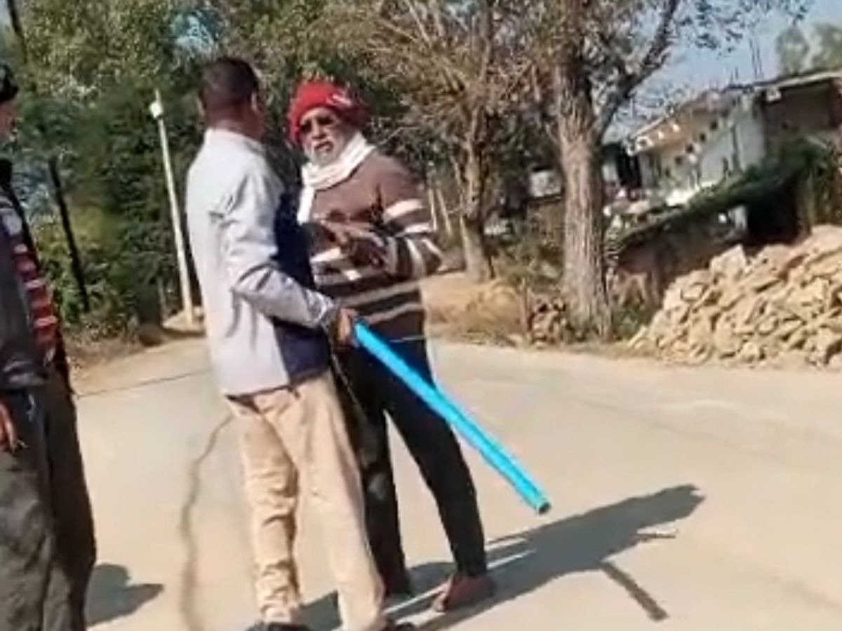 Satna News: सतना में जमीन विवाद, मदद मांगने वाले किसान को पुलिस ने पीटा