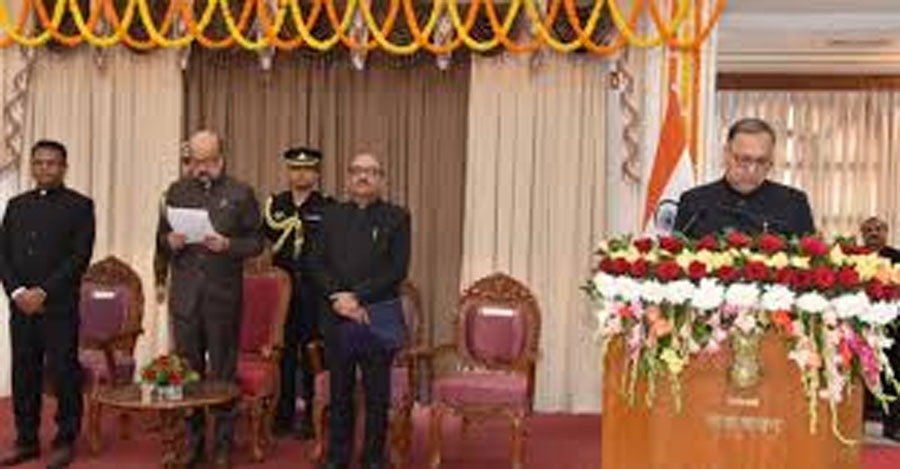 CG News: राज्यपाल रमेन डेका ने नवनियुक्त मुख्य एवं राज्य सूचना आयुक्तों को दिलाई शपथ, नए सूचना आयुक्तों ने संभाला पदभार