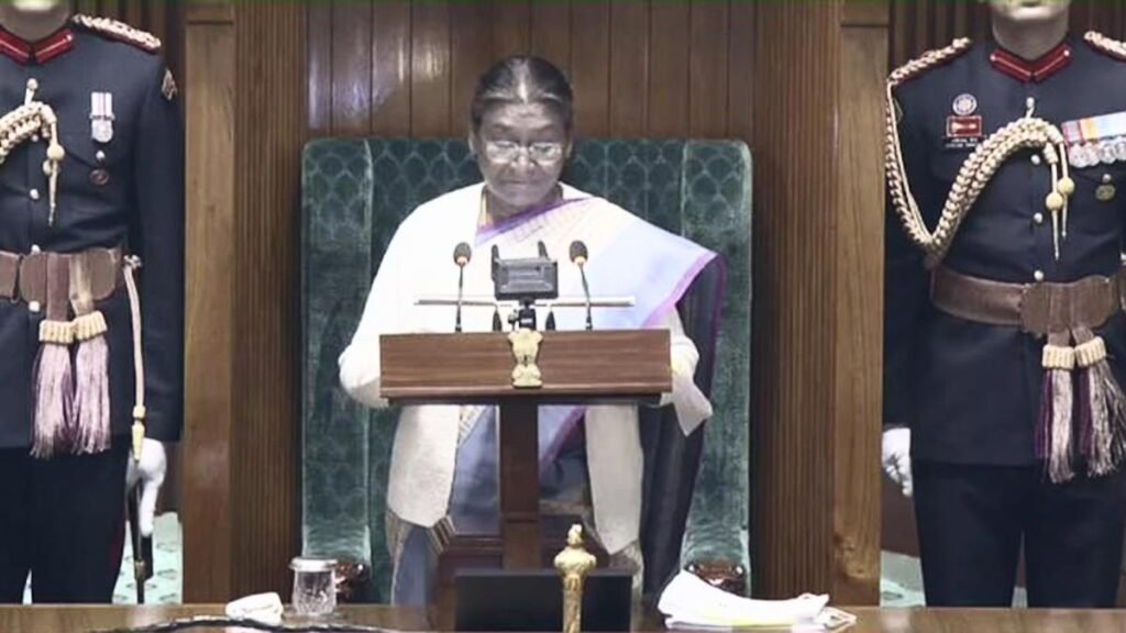 CG News: संसद में राष्ट्रपति का भाषण, कहा – बस्तर में माओवादी आतंकवाद पर निर्णायक सफलता