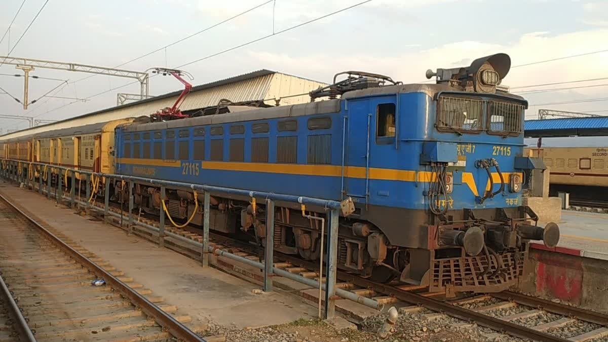 Rewa News: ललितपुर–सिंगरौली नई रेल लाइन 2028 तक पूरी होगी, रीवा में हुई अहम संभागीय समीक्षा बैठक