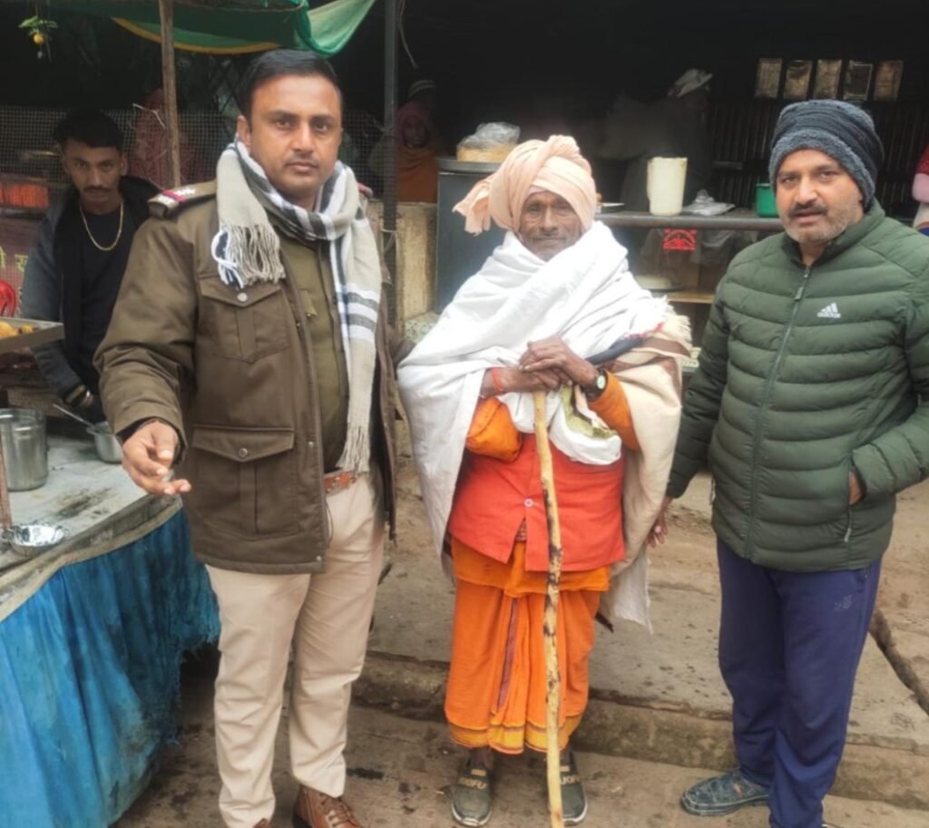 MP News: ग्वालियर में मंदिर के बाबा पर दुष्कर्म का आरोप, पूरे गांव में फैला आक्रोश