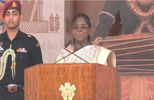 CG News: राष्ट्रपति द्रौपदी मुर्मू ने जनजातीय संस्कृति को बताया देश की धरोहर, बोलीं – बस्तर घर जैसा लगता है