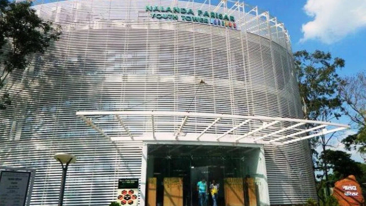 CG News: धमतरी में बनेगी 500 सीटर अत्याधुनिक नालंदा लाइब्रेरी, विद्यार्थियों के लिए ज्ञान का नया केंद्र