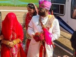 Satna News: सतना में बेटी की खुशी के लिए पिता ने की हेलीकॉप्टर विदाई की अनोखी व्यवस्था