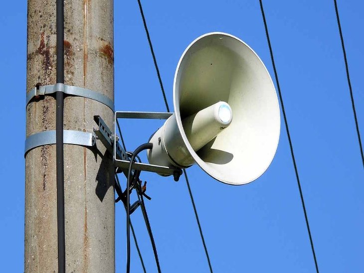 डीजे के शोर से बिगड़ रहा स्टूडेंट्स का रूटीन:रीवा में बोर्ड परीक्षा की तैयारी कर रहे छात्रों को परेशानी ; लाउडस्पीकर पर लगाम लगाने की मांग