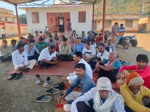 Sidhi News: सीधी पुजारी हत्याकांड पर जनआक्रोश, कुसमी में तहसील-एसडीएम कार्यालय घेराव, बाजार बंद