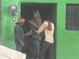 Rewa News: रीवा के बिछिया थाना क्षेत्र में अवैध शराब बिक्री का आरोप, मोहल्लेवासियों ने की कार्रवाई की मांग