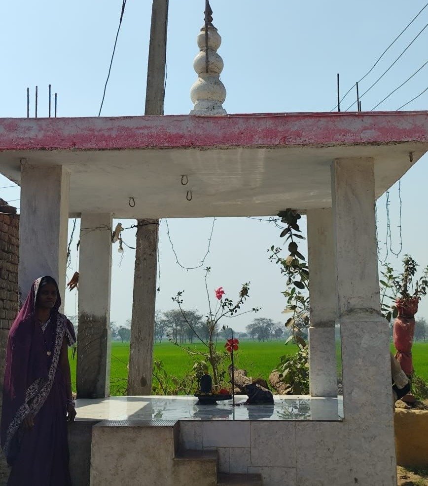 CG News: महतारी वंदन योजना से आया सामाजिक बदलाव, देवपुर की महिलाओं ने मिलकर बनवाया शिव मंदिर