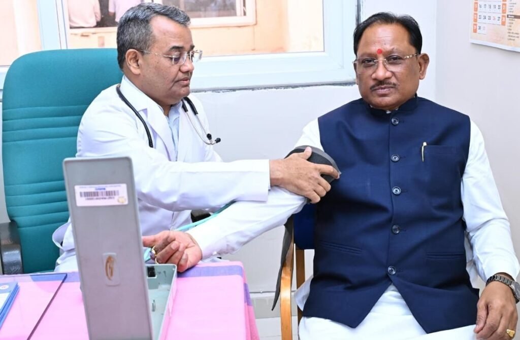 CG News: विधानसभा परिसर में स्वास्थ्य शिविर की शुरुआत, CM साय ने दिया फिट रहने का संदेश