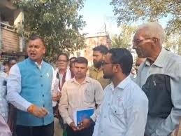 Sidhi News: सीधी में जिला पंचायत सीईओ पर भ्रष्टाचार के आरोप, जनप्रतिनिधियों ने 23 मार्च को घेराव की दी चेतावनी