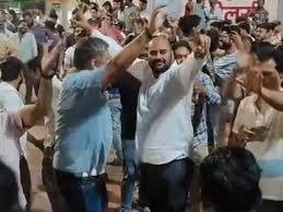 Satna News: टी20 वर्ल्ड कप जीत पर सतना में जश्न, आधी रात तक सड़कों पर उमड़े क्रिकेट प्रेमी