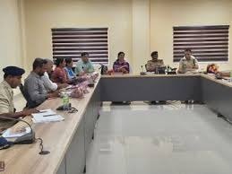 Mauganj News: मऊगंज में अपराध समीक्षा बैठक बच्चों की सुरक्षा और अपराधियों पर सख्त कार्रवाई के निर्देश