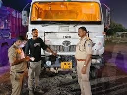 Mauganj News: मऊगंज में नो-एंट्री तोड़ने वाले भारी वाहनों पर सख्ती, 6 ट्रकों से 30 हजार का जुर्माना