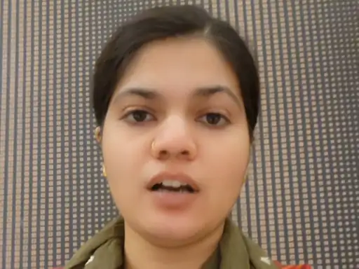 Rewa News: रीवा कलेक्ट्रेट रील विवाद में नया मोड़, युवती ने वीडियो जारी कर मांगी माफी