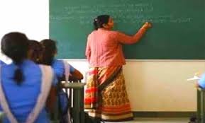 CG News: स्कूल शिक्षा विभाग का अहम फैसला, पात्र शिक्षकों की सेवाएं सत्र समाप्ति तक रहेंगी जारी
